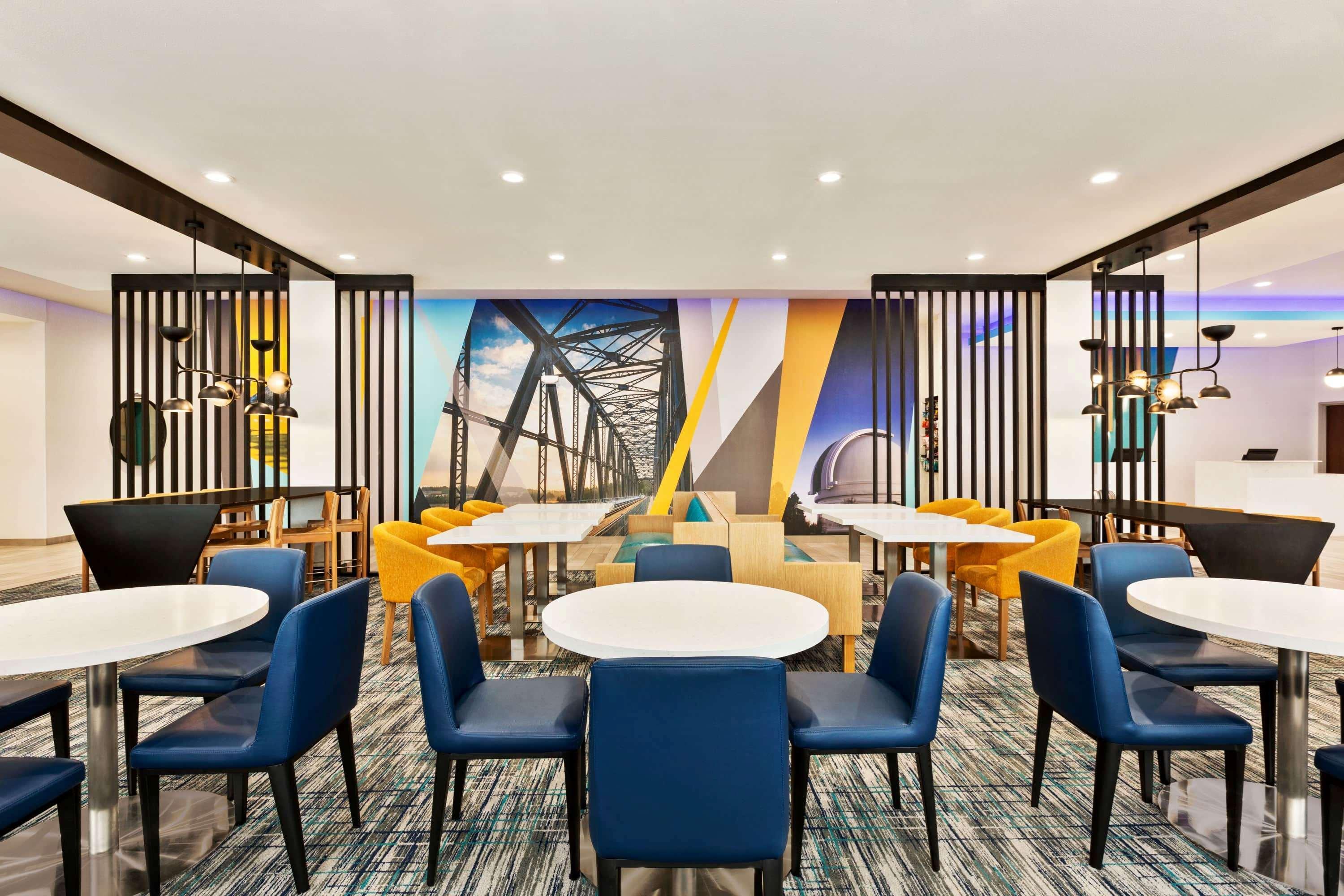 La Quinta By Wyndham Richmond-Sugarland Hotel Екстериор снимка